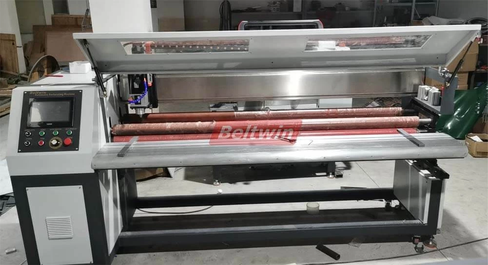 Máquina de perfuração de correia transportadora de 2000 mm de largura para correia de borracha PU PVC