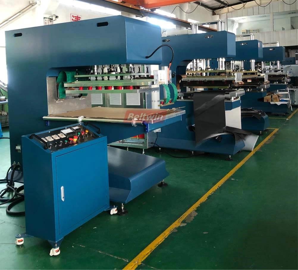 Máquina de solda de alta frequência 15KW para presilha de cinto de PVC PU, guia V, parede lateral