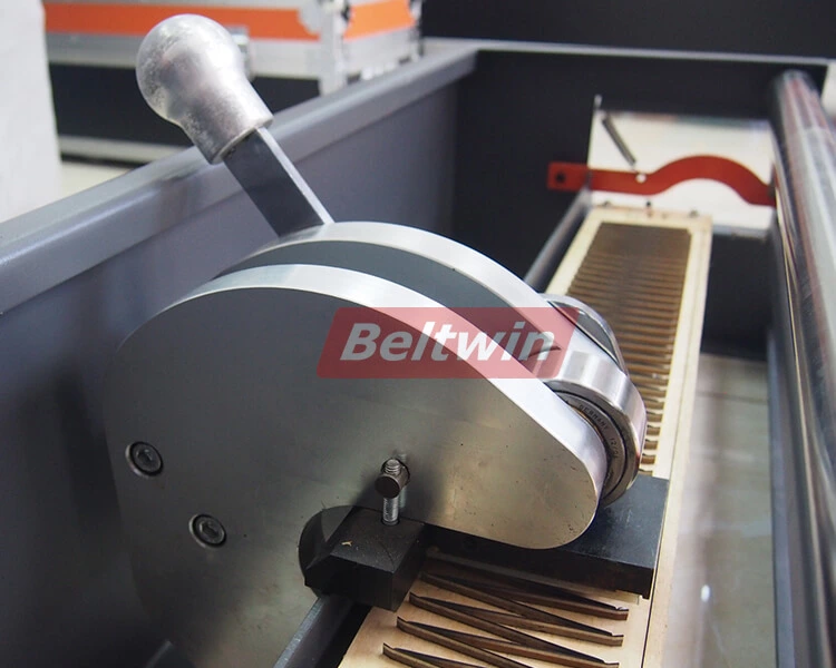 Manual PVC PU cinto dedo puncher morrer quadro 300-1500