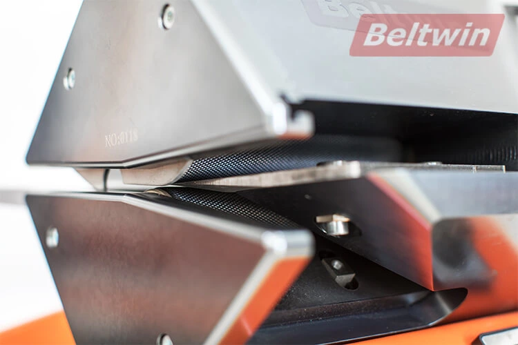 Novo separador de dobras de correia de PU PVC SC130