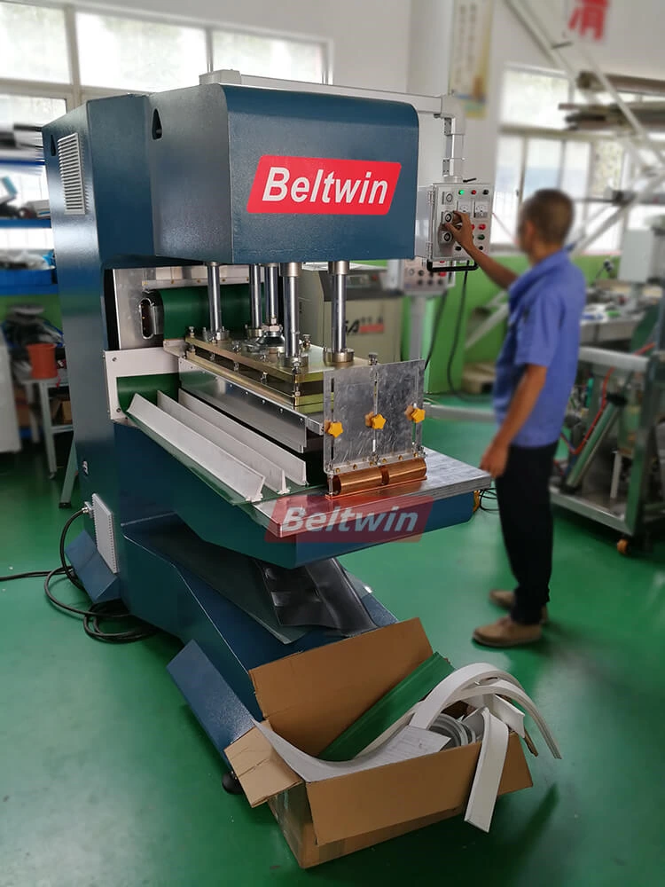 Inspeção de máquina de alta frequência de 15 KW pelo cliente do Reino Unido