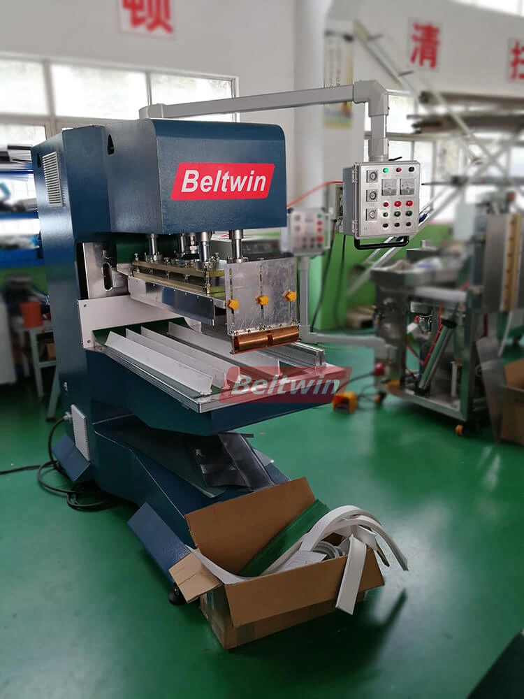 Inspeção de máquina de alta frequência de 15 KW pelo cliente do Reino Unido