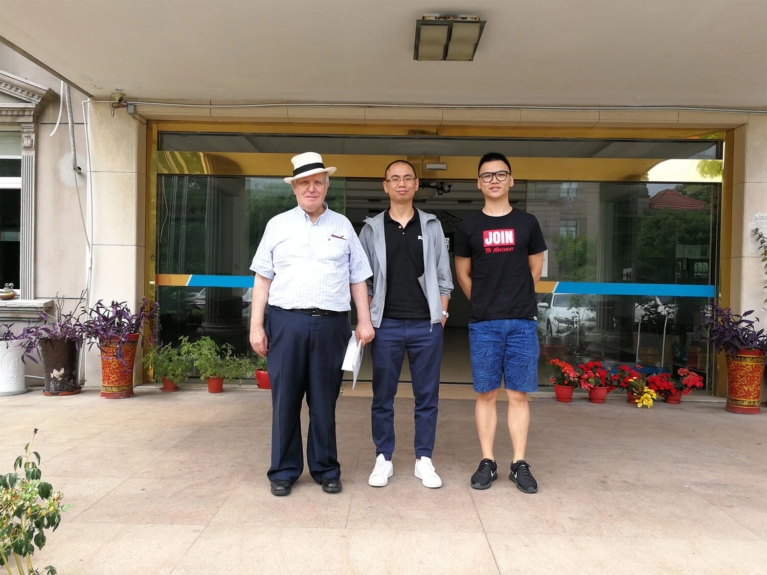 Inspeção de máquina de alta frequência de 15 KW pelo cliente do Reino Unido