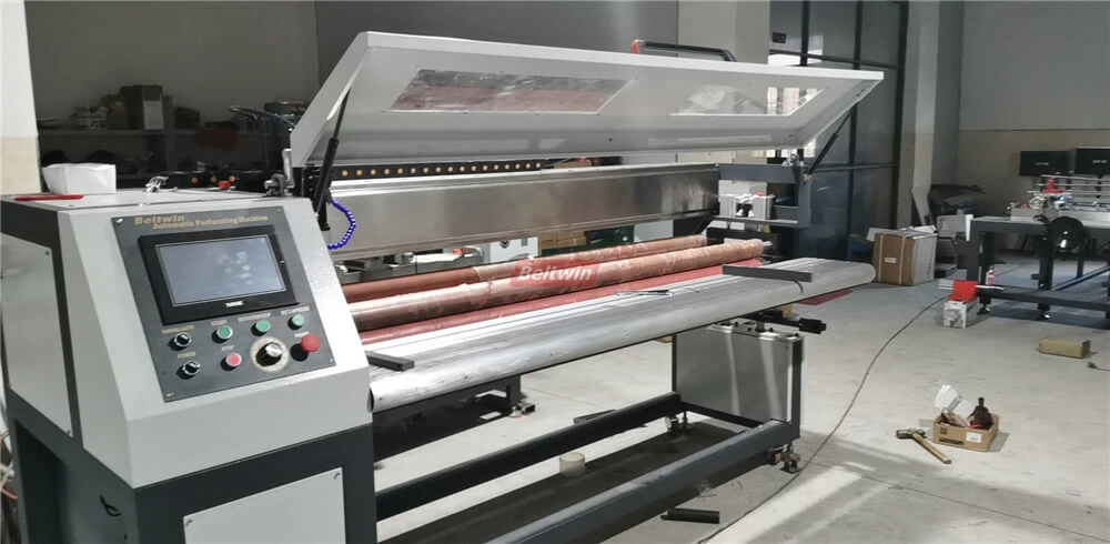 Máquina de perfuração automática de 2000 mm com tampa de proteção
