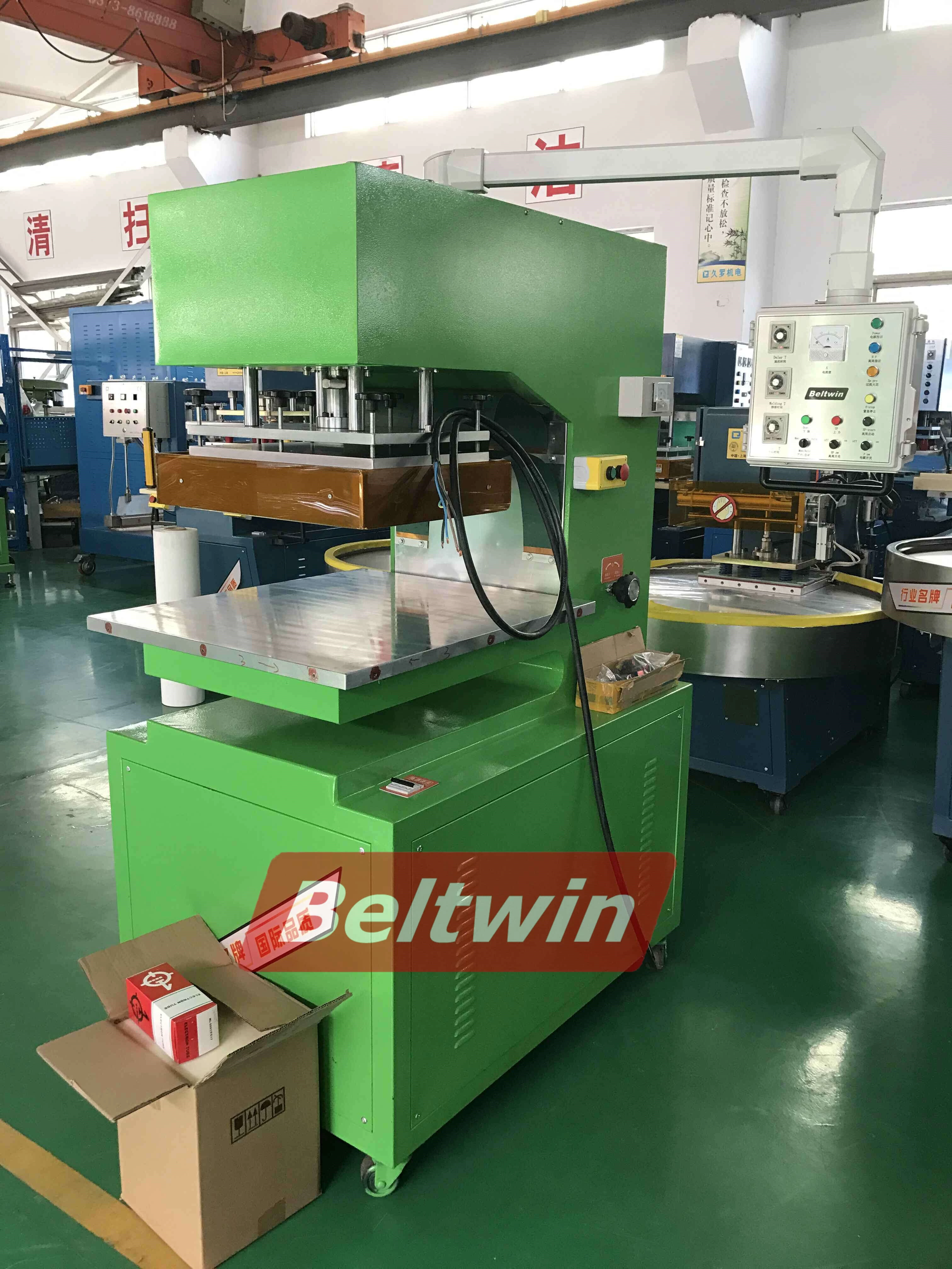 Embalagem de máquina de solda HF para a Rússia