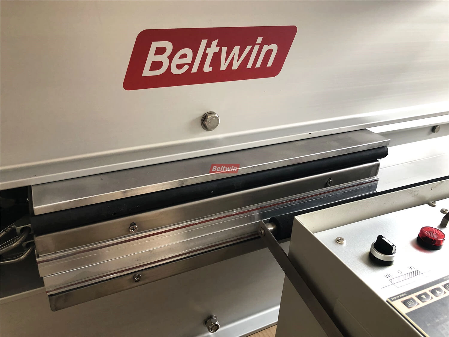 Vulcanizador de reparo de correia de borracha Beltwin para correia de 1600 mm