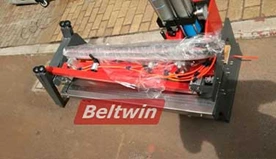 Perfurador de dedo pneumático 1600mm e prensa de refrigeração a água 600 entregam ao Paquistão