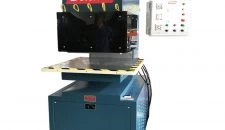 Operação de máquina de solda de alta frequência