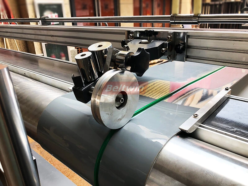 Máquina de guia de cinto 3000mm teste e entrega para a Holanda