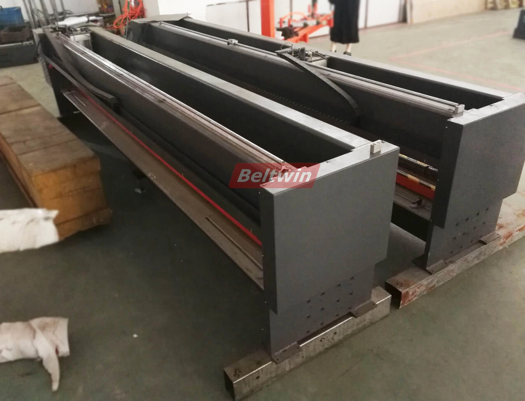 Entrega de máquinas de correia de PVC/PU Beltwin para o Reino Unido.