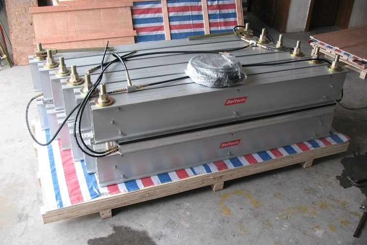 Projetos de vulcanizadores de correia de borracha na Tailândia