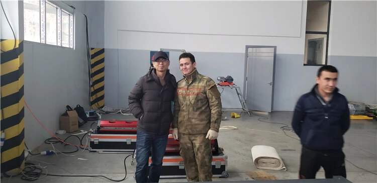 Fornecer treinamento de equipamentos para clientes uzbeques
