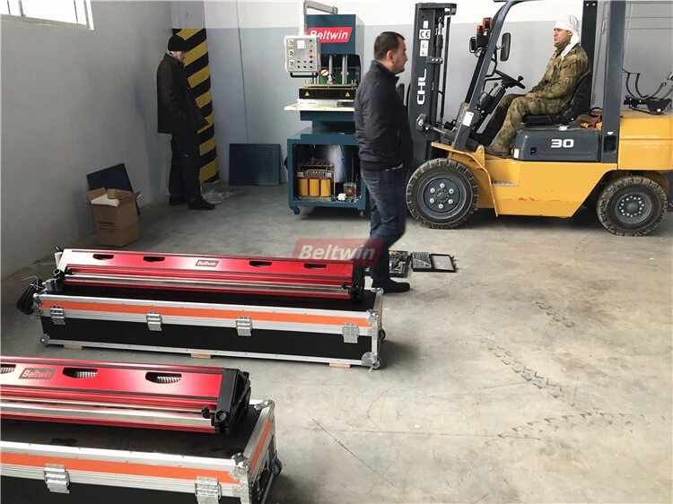 Fornecer treinamento de equipamentos para clientes uzbeques