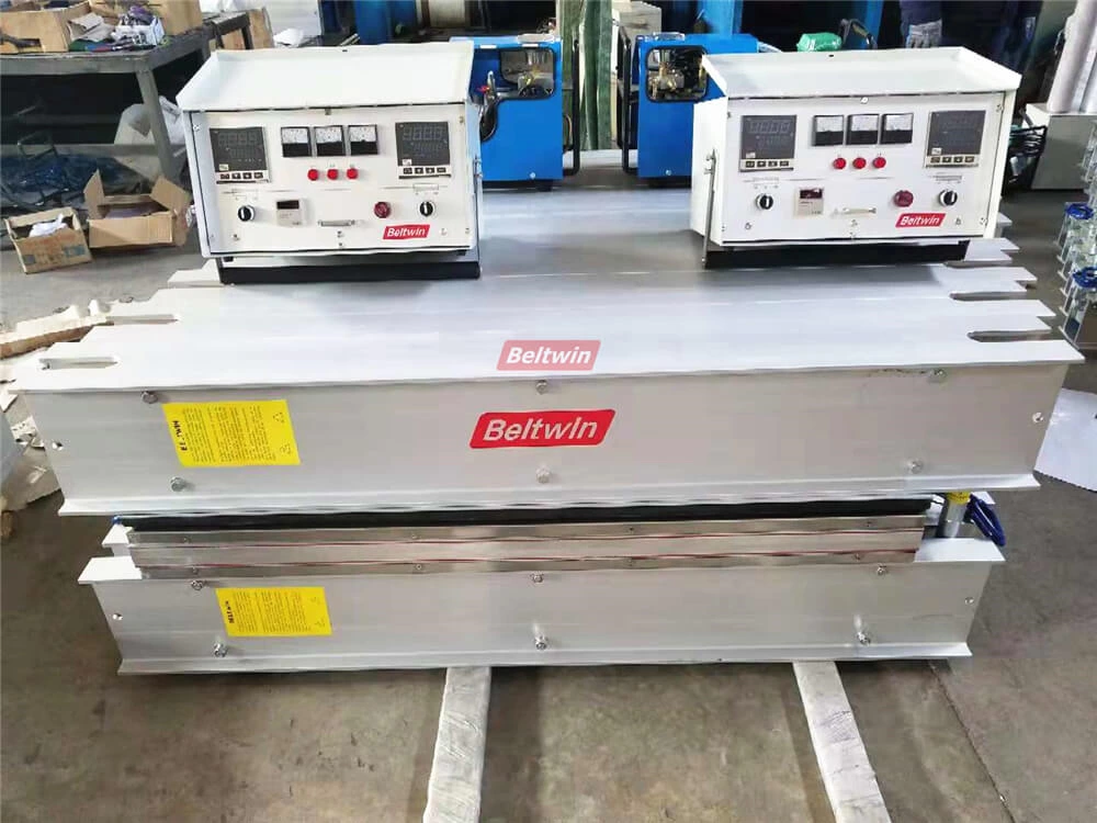 Vulcanizador secional 1380×1320 com 2 pares de placas de aquecimento de separação