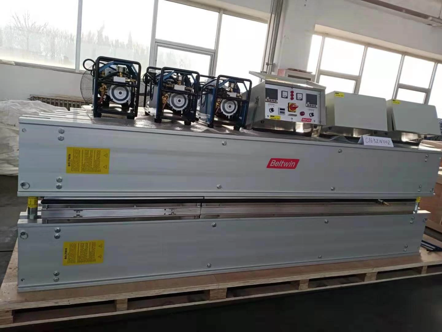 Bom feedback do cliente da Argentina para o Vulcanizer