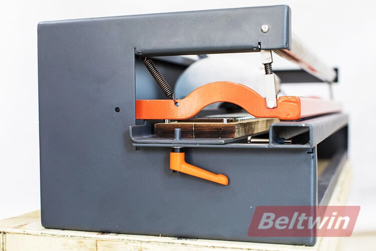 Perfurador manual de dedo de cinto PU PVC TC300-1500