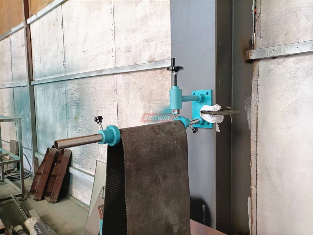 Dispositivo de corte manual da correia dentada