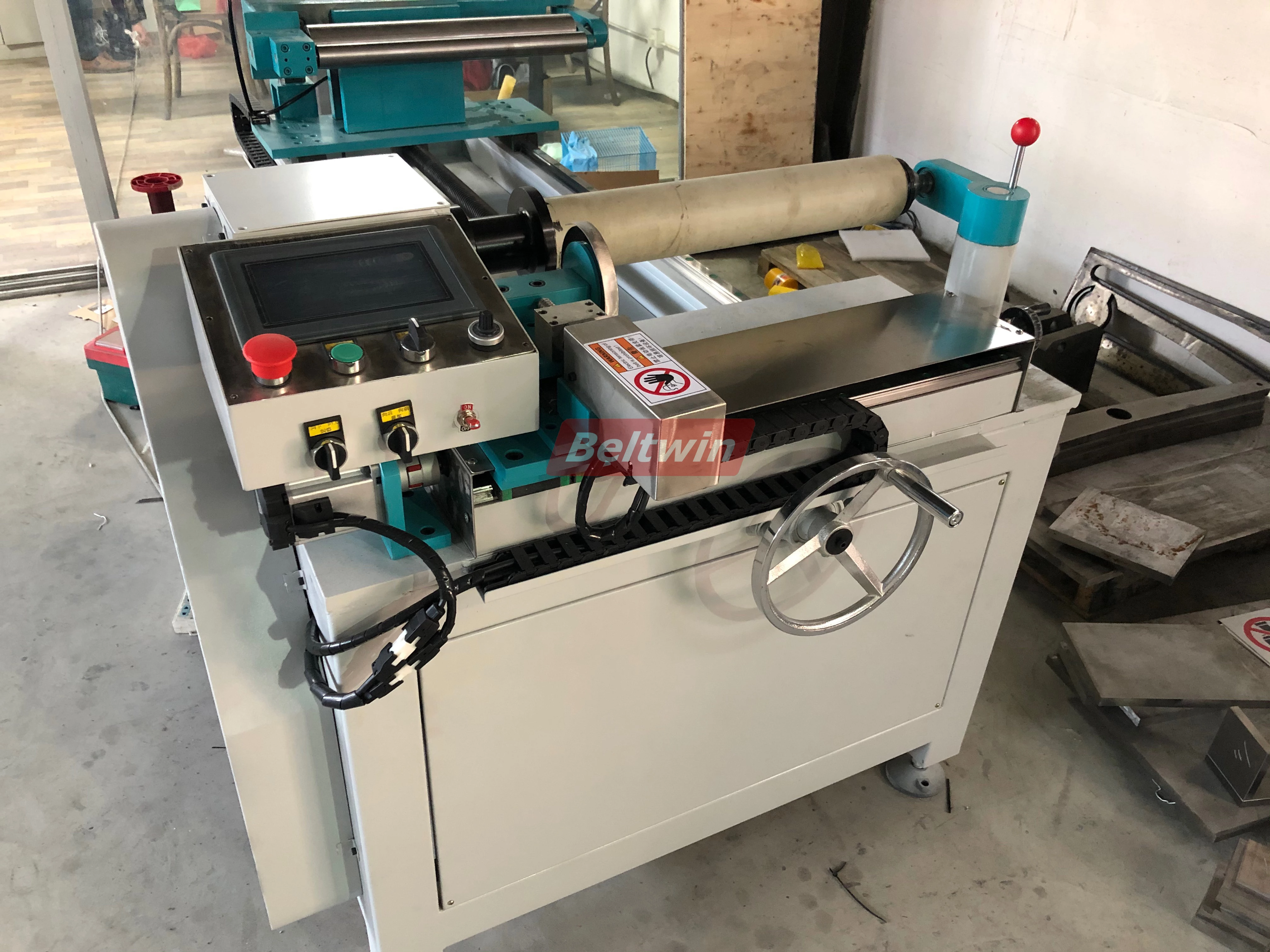 Máquina de corte de correia dentada/cortador de correia sem fim (totalmente automático)