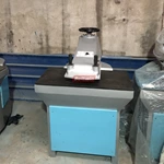 Máquina de perfuração de dedo de correia dentada