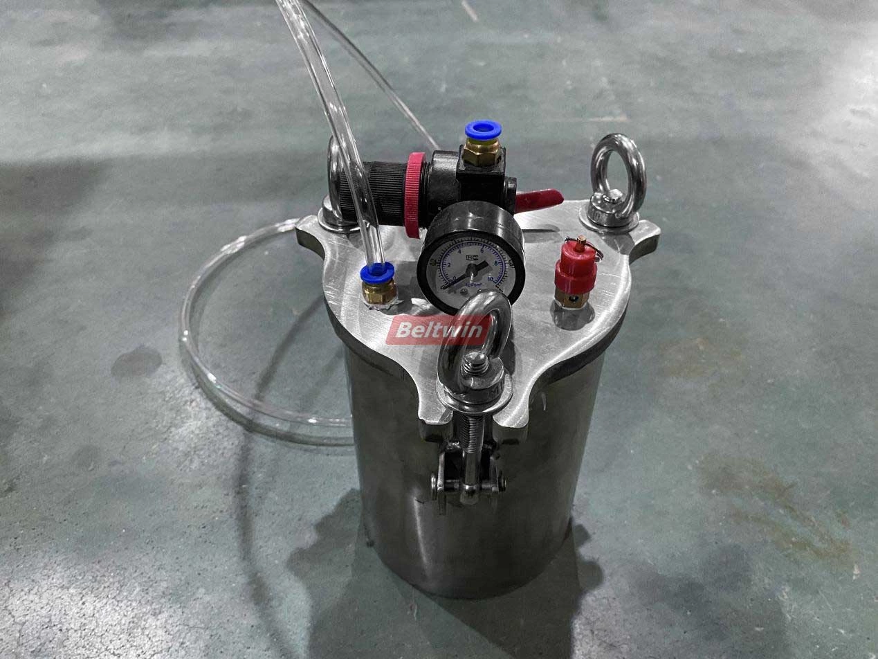 Máquina de Soldadura de Perfis Longitudinais QB1300H-2000H (Versão Europeia)