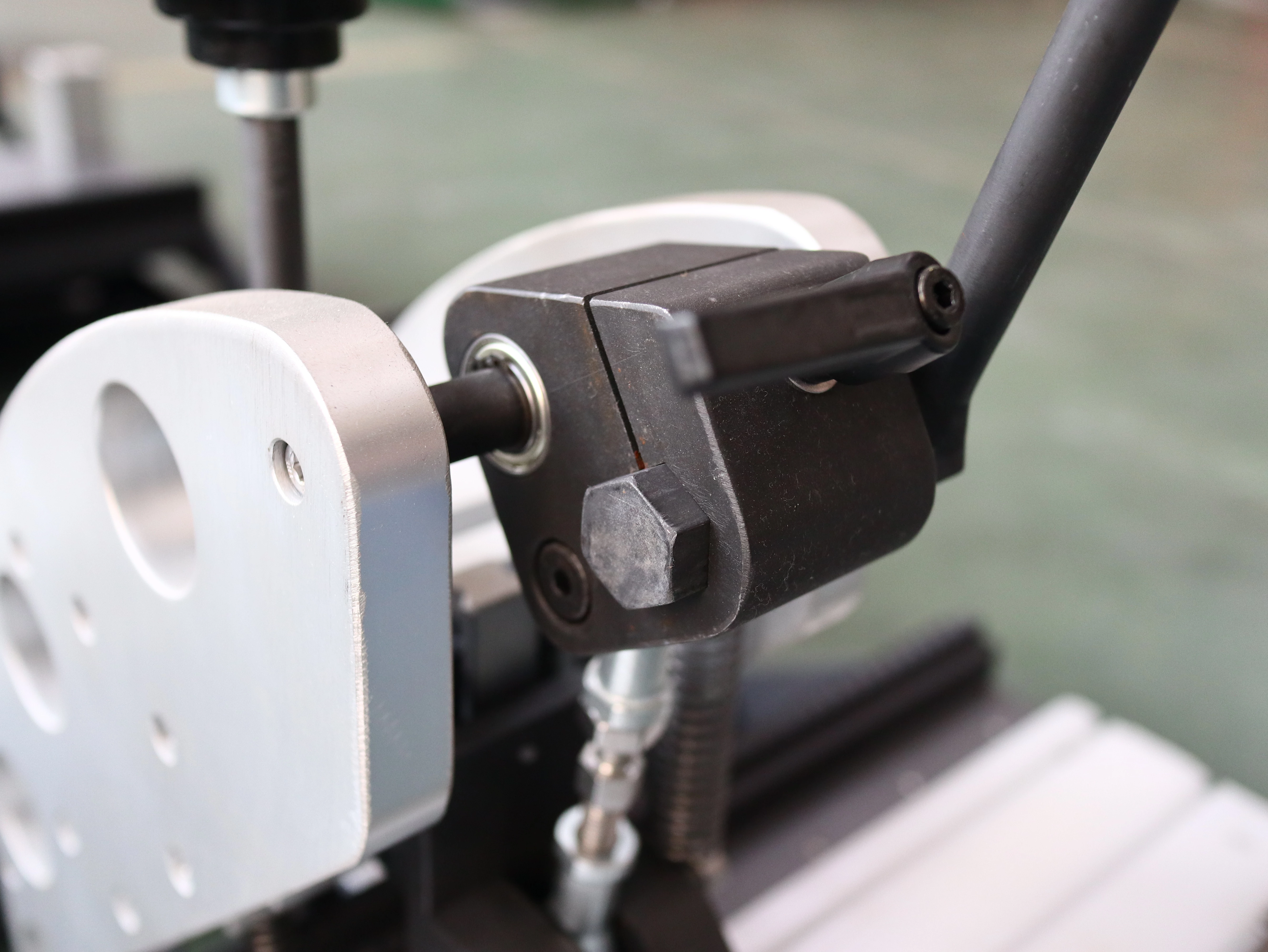 Máquina de puncionamento para serviços pesados ​​TC1000H - 1600H