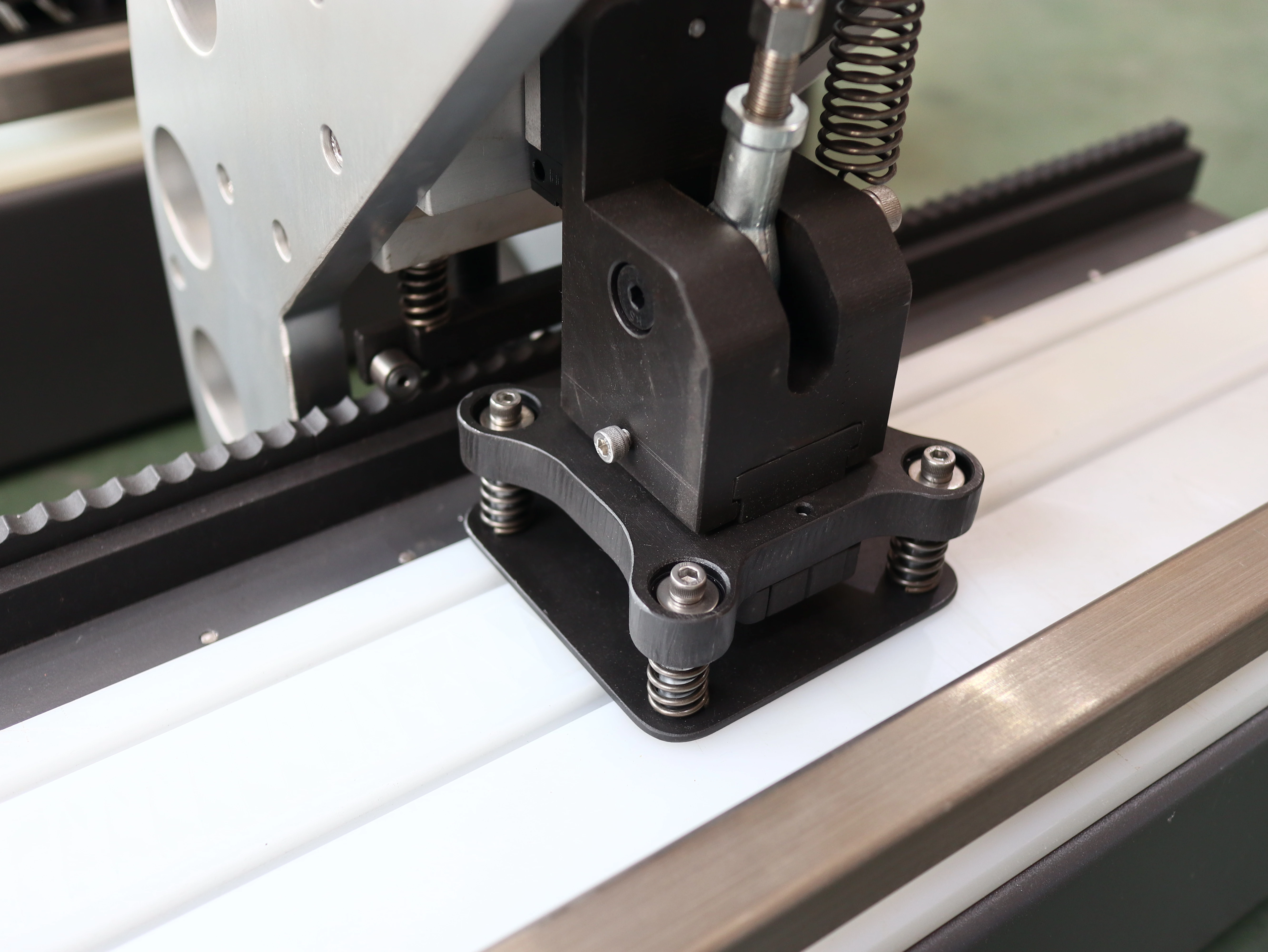 Máquina de puncionamento para serviços pesados ​​TC1000H - 1600H