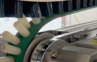 Máquina de soldadura de guia de correia/parede lateral QB2000S-3000S