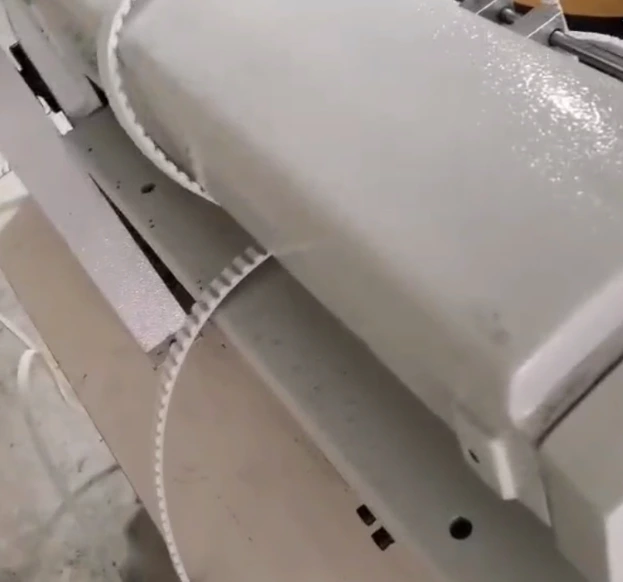 Máquina de corte de correia de distribuição CB500