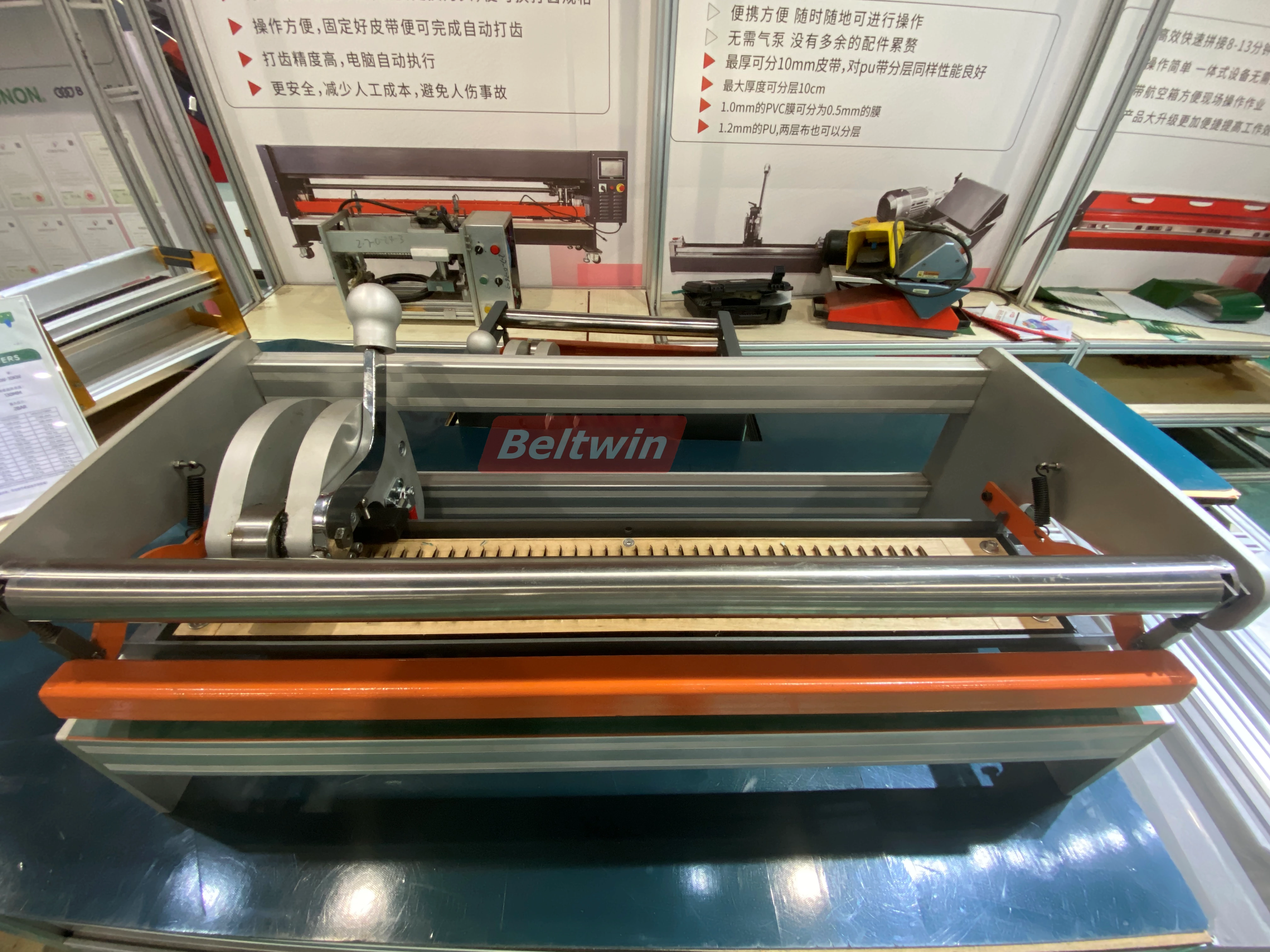 Perfurador de dedo manual em PVC PU tipo leve