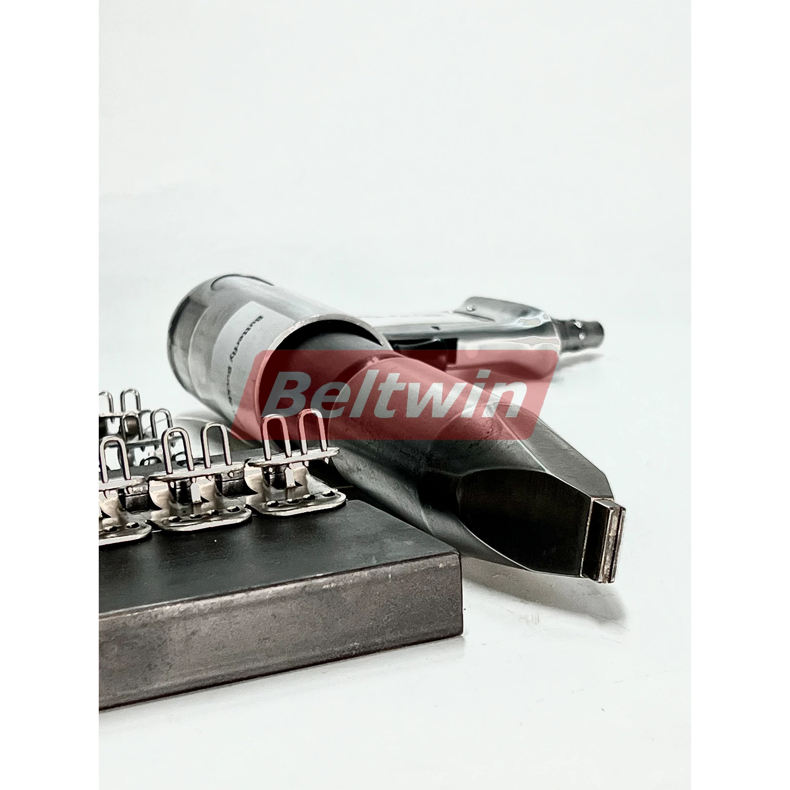 Lacer de rolo pneumático